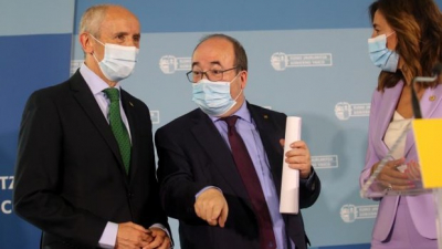 El calendario amenaza con dejar 'retenidos' en el País Vasco a algunos funcionarios de prisiones